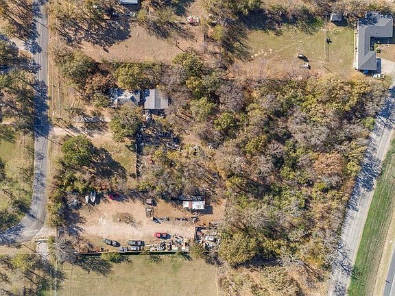2nd image of 4433 Fairlane Ave