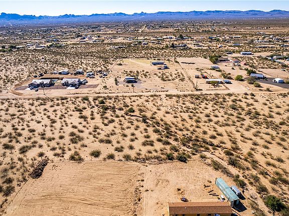 3rd image of 306-03-192 N Amado Road