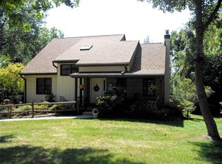 44 Lee Rd, Audubon, PA 19403