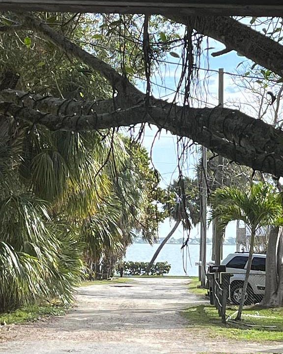 1st image of 2172 NE Poinciana Ter