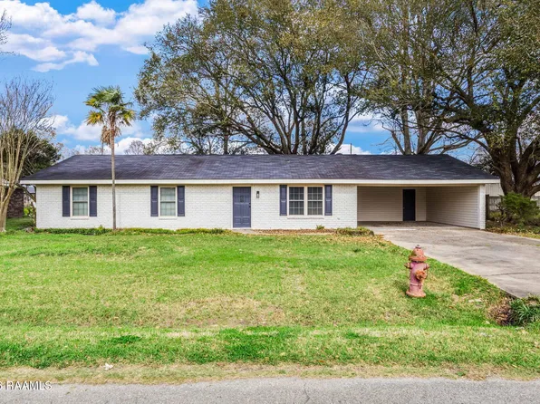 532 Delahoussaye St, Church Point, LA 70525