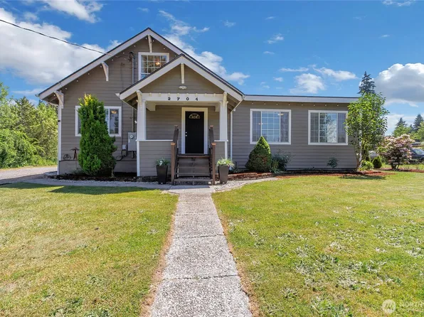2704 104th Street E, Tacoma, WA 98445