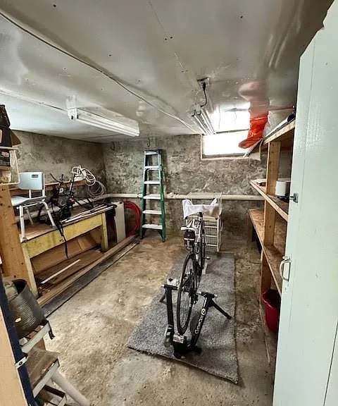 4 Mansfield St #2 — Photo 17
