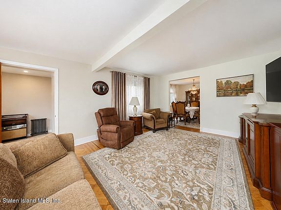 4th image of 345 Billiou St