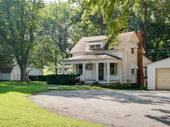 11515 Gill St, Sugar Creek, MO 64054