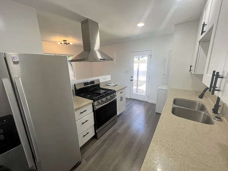3572 Nile St — Photo 19