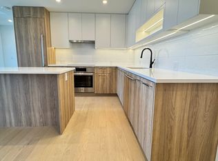 8398 Oak St #605, Vancouver, BC V6P0L9