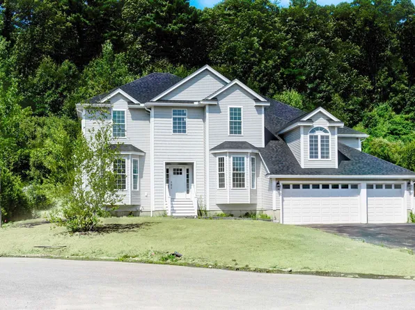 16 Nirvana Drive, Salem, NH 03079