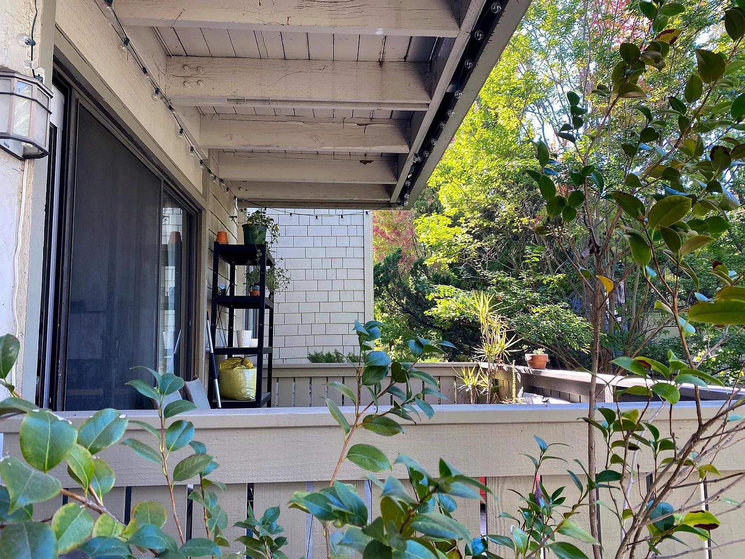 1481 Marchbanks Dr — Photo 3