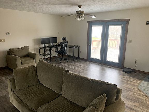 5th image of 1415 Michigan Dr