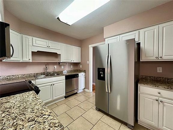 4th image of 6012 York St