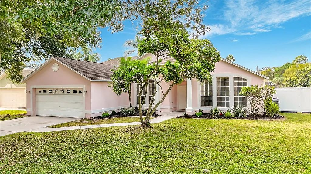 3 bed, 2.0 bath, 1794 sqft, $2,400 — Photo 3