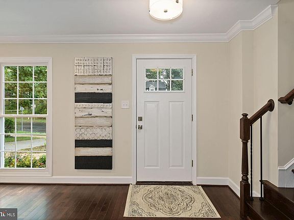 3rd image of 8405 Briar Creek Dr