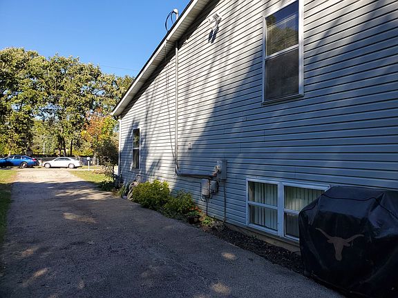 3rd image of 2721 Clearview Ave
