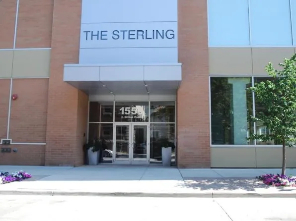 1550 E Royall Pl, Milwaukee, WI 53202