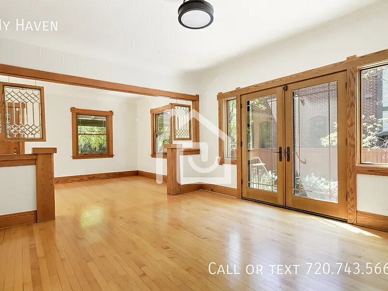 1121 S Williams St — Photo 10