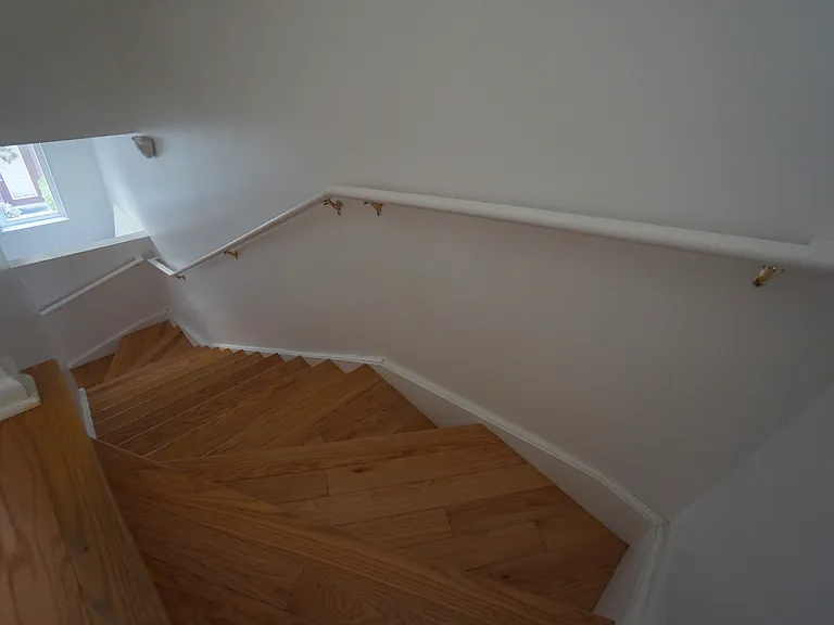 3238 N Kilbourn Ave #13 — Photo 21