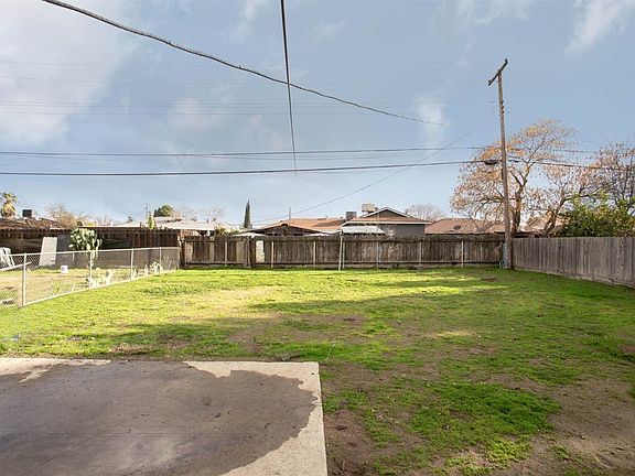 4th image of 2142 N Lomita Ave