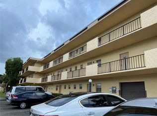 151 Berkley Rd APT 303, Hollywood, FL 33024