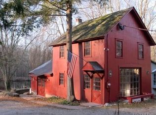 24 Westchester Ave, Pound Ridge, NY 10576