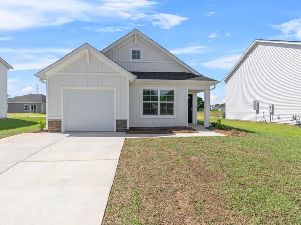104 Myers Ln, Laurens, SC 29360