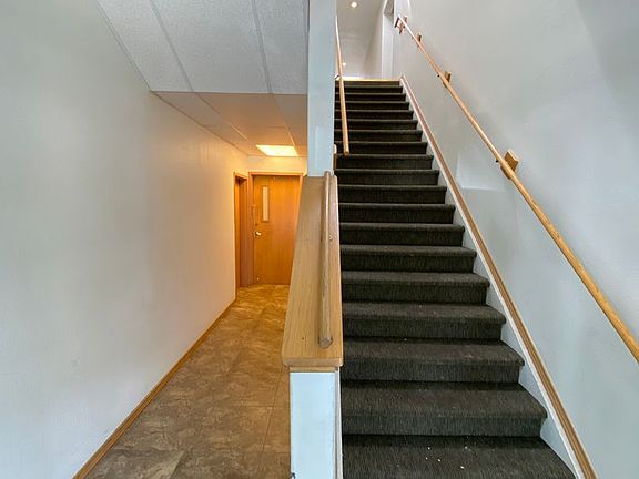 4th image of 54 E Mill St #2