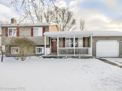 1247 W Grand Blanc Rd, Grand Blanc, MI, 48439