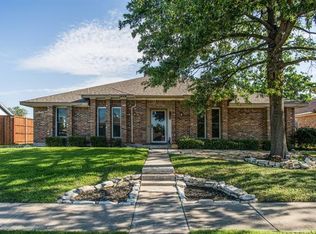 1649 Belltower Dr, Lewisville, TX 75067