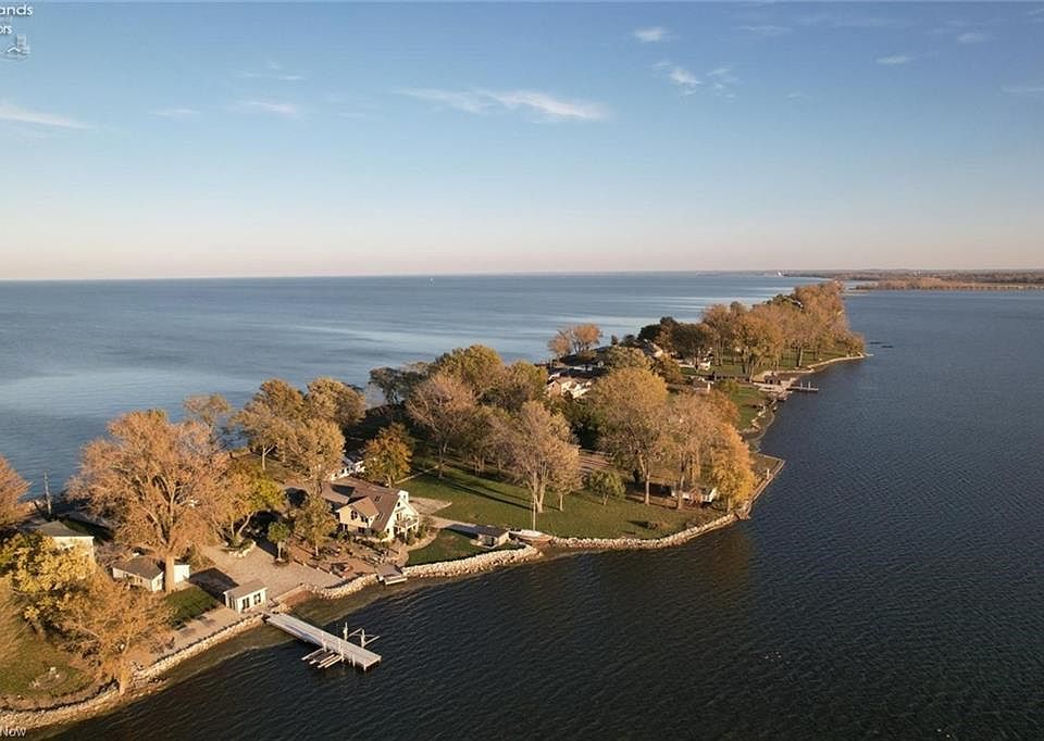 739 Cedar Point Rd, Sandusky, OH 44870 Zillow