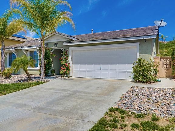 3rd image of 34122 Hillside Dr