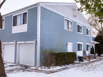 817 Cambridge Pl #119B, Wheeling, IL, 60090