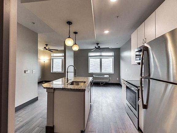 5th image of 22 E Prescott St APT 204