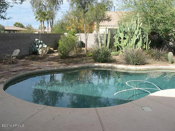 4th image of 1496 E Birdland Dr