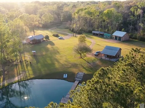 9956 Marydale Rd, Saint Francisville, LA 70775