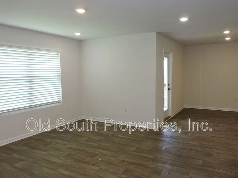 7580 Steeplechase Blvd — Photo 5