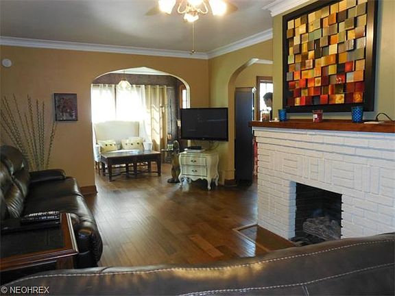 2nd image of 31 Jennette Dr