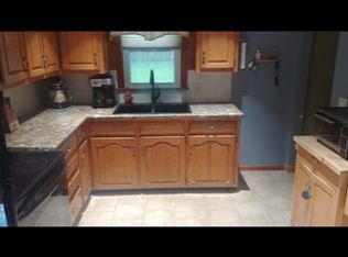 12 Gargon Ter, Southwick, MA 01077