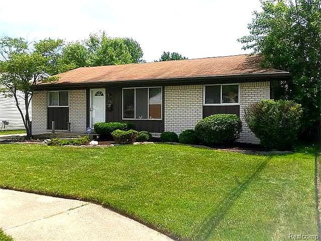 1st image of 692 E Cowan Ave