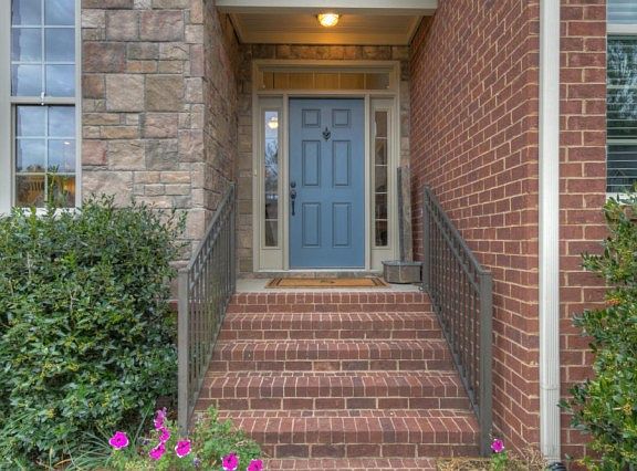 4th image of 930 Manassas Dr #279