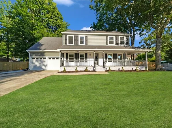 2516 Locust Grove Ln, Virginia Beach, VA 23456