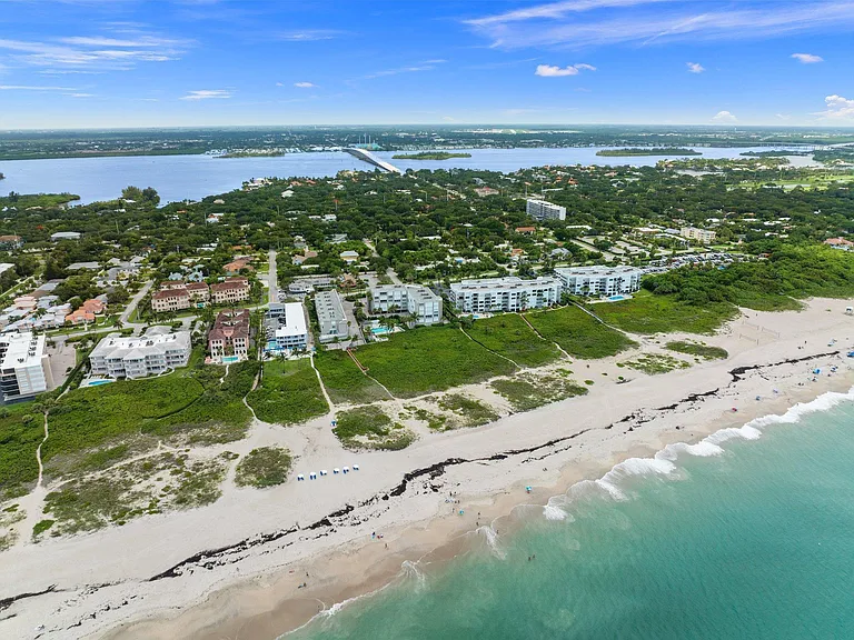 1517 Ocean Dr #10 — Photo 10