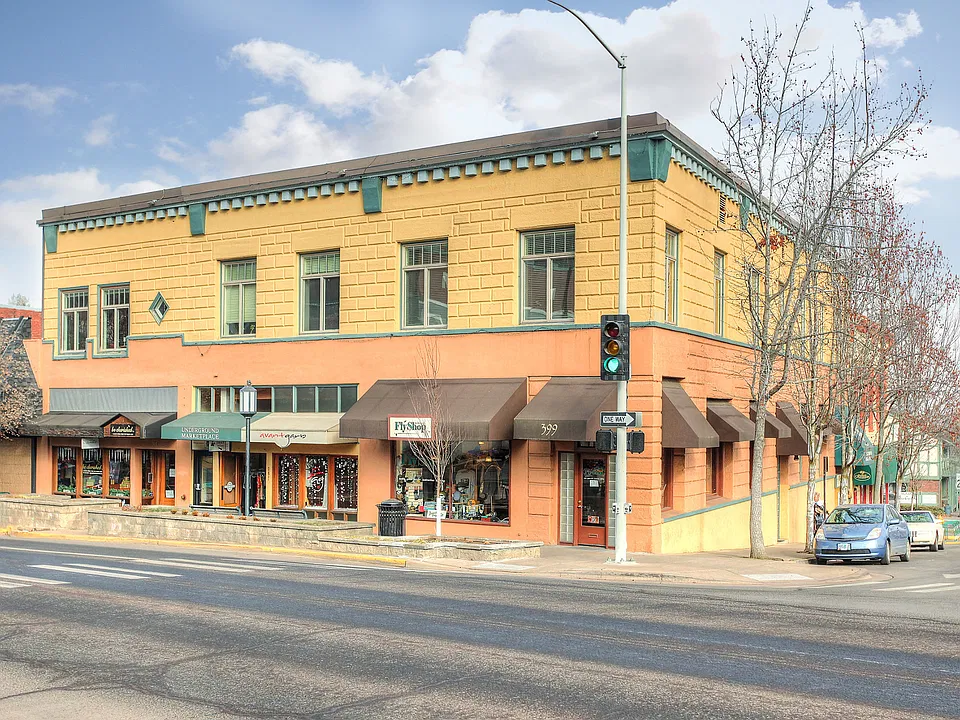 395 E Main St #8