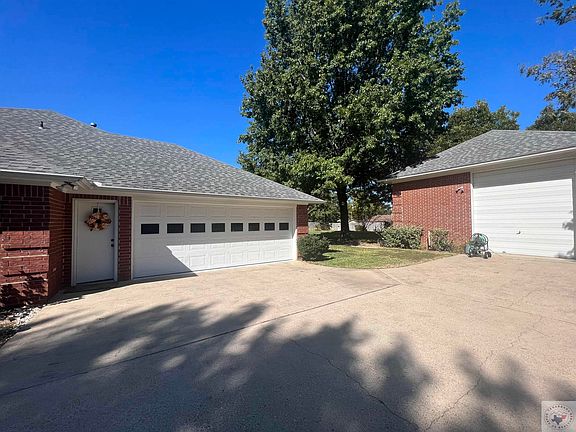 2nd image of 4502 Suzanne Ave