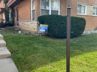 8313 Kilpatrick Ave #A, Skokie, IL 60076