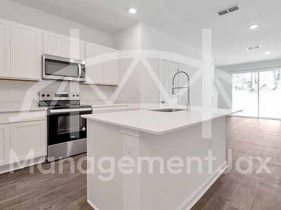 3rd image of 5470 Broad Bridge Way #1