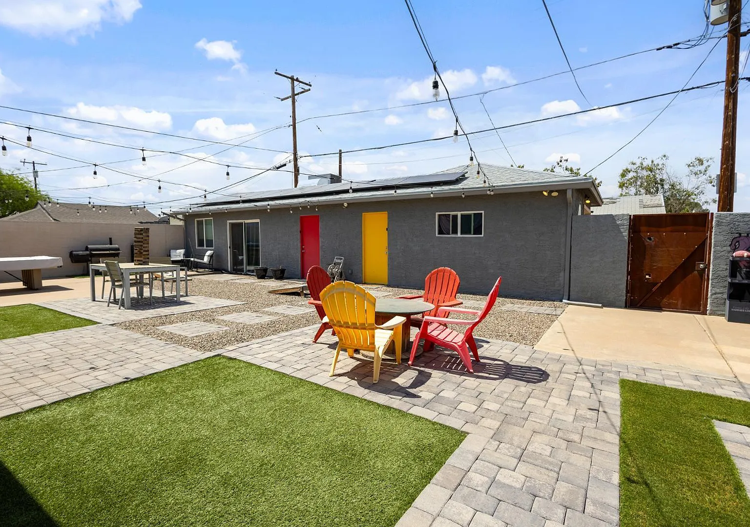 3 bed, 2.0 bath, 1756 sqft, $3,250 — Photo 2