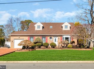 250 Atlantis Ave, Manahawkin, NJ 08050