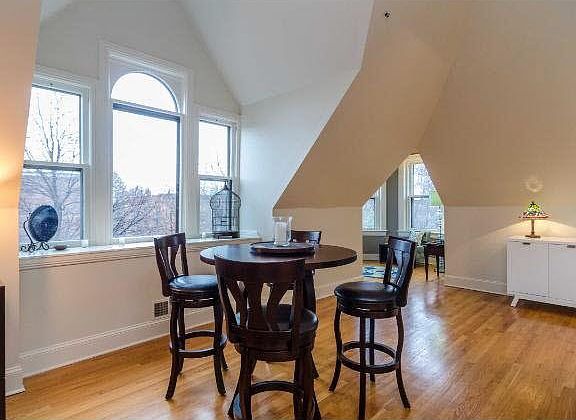 4th image of 9 Saint Albans Street S
