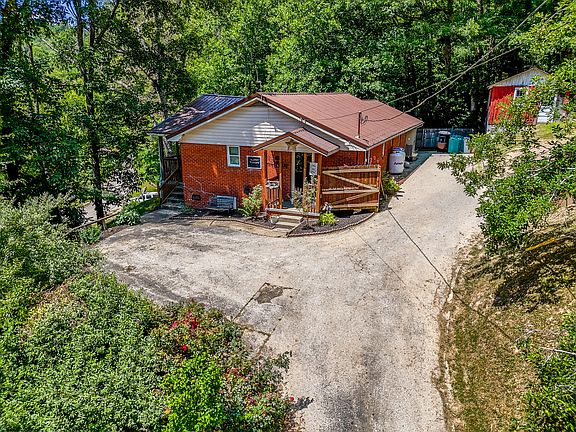 5th image of 1845 Spaws Creek Rd