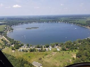 32863 South St, Lawton, MI 49065